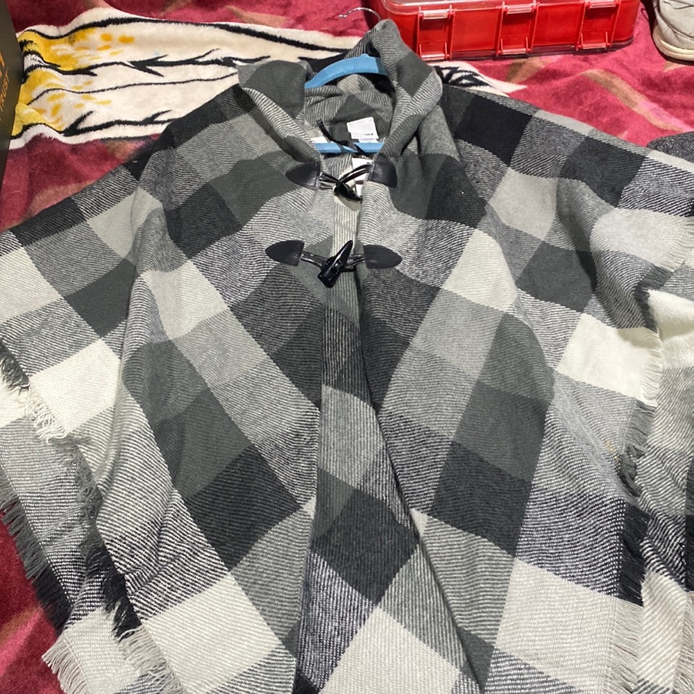 Sonoma cape